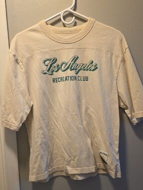 Old Navy Cream Short-Sleeve Tee with Green Los Angeles Graphic